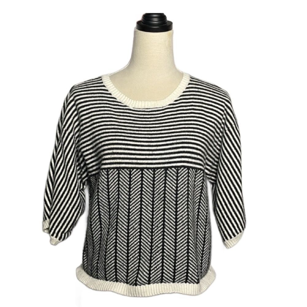 C. Wonder Black and White Striped Cropped Pullover Sweater (Size: Medium)